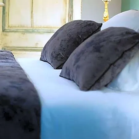 Le Relais De Saint Jacques 3*